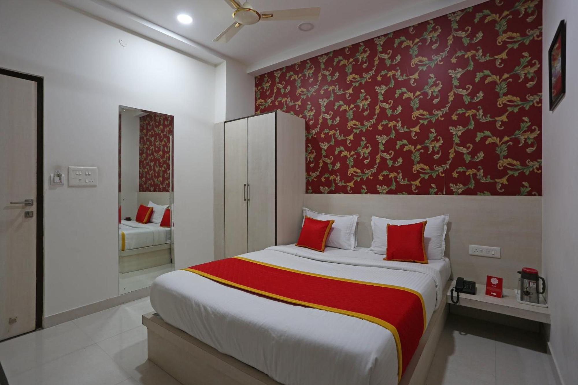 Super Capital O Swastika Hotell Jaipur Eksteriør bilde